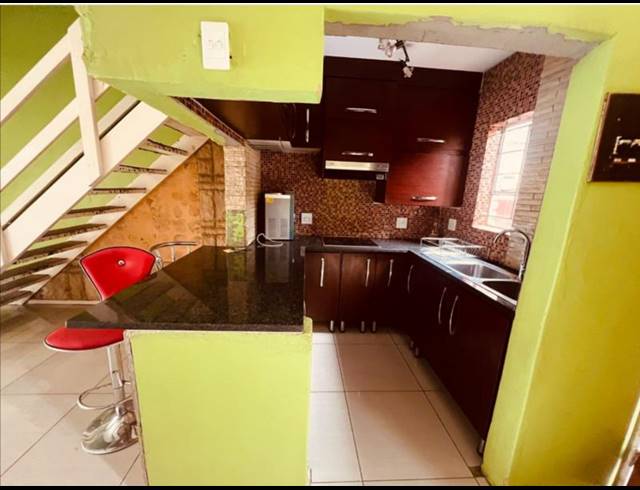 3 BEDROOM APARTMENT FOR SALE IN SILVERTON